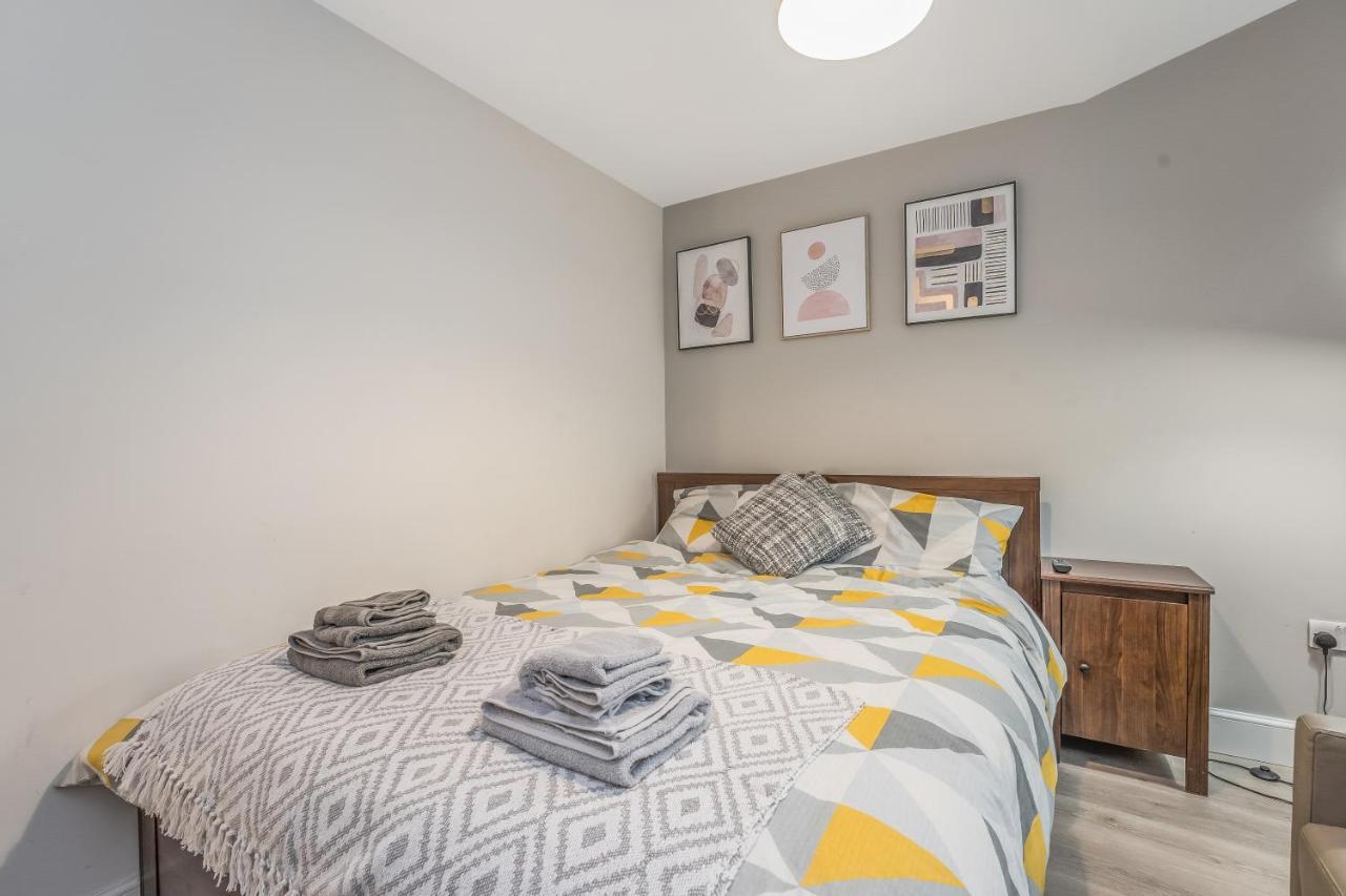 Relaxing & Cozy Studio - Oasis In The Heart Of - Sleeps Up To 3 Guests Apartment