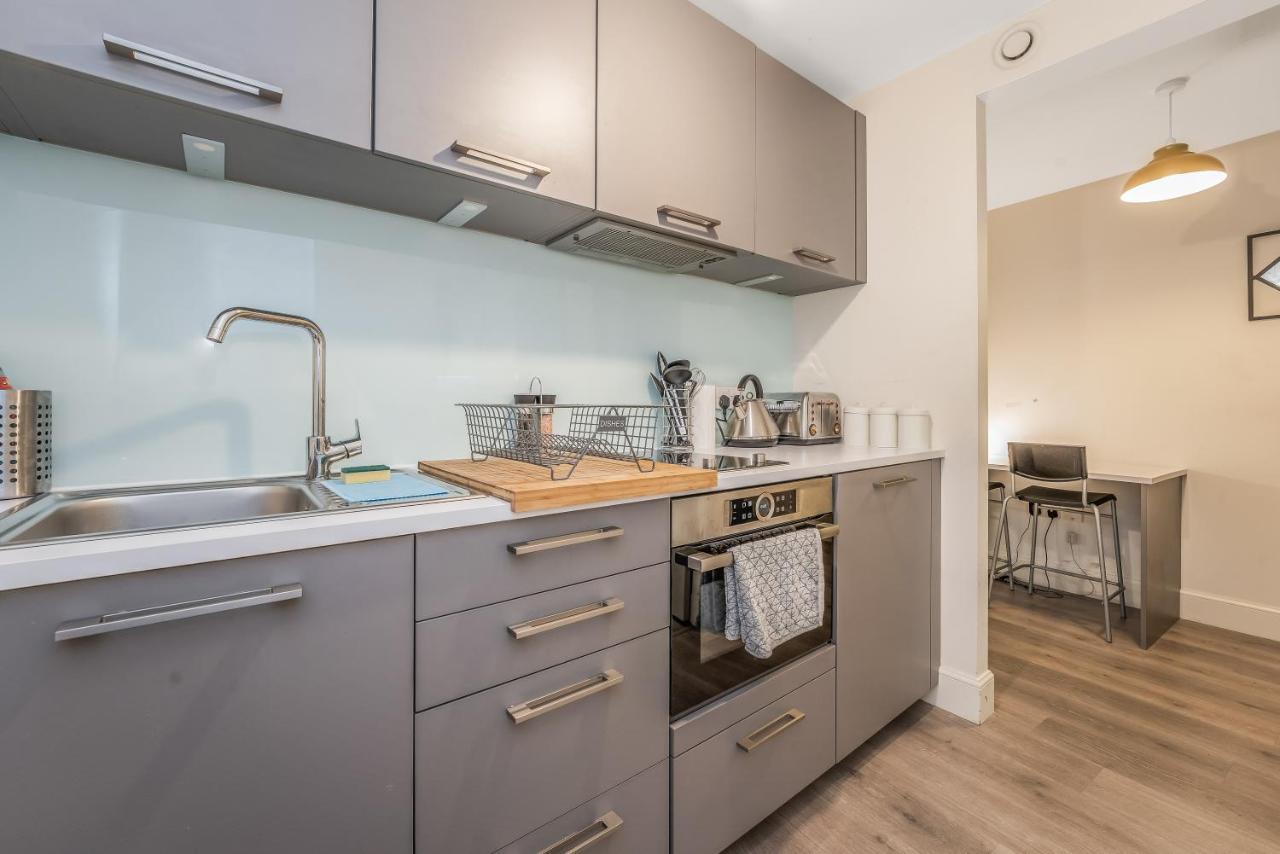 Relaxing & Cozy Studio - Oasis In The Heart Of - Sleeps Up To 3 Guests Apartment *