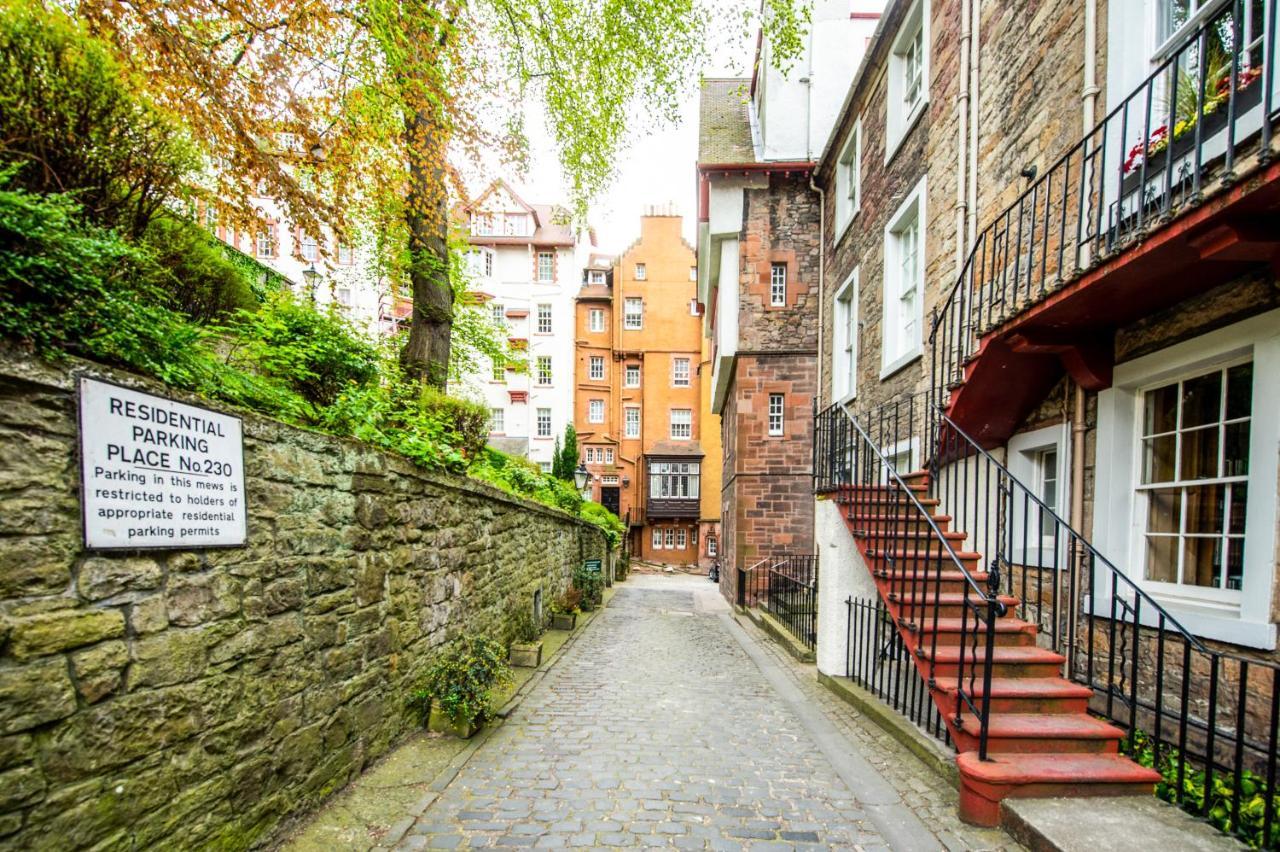 Famous House, 1 Minute From Castle
