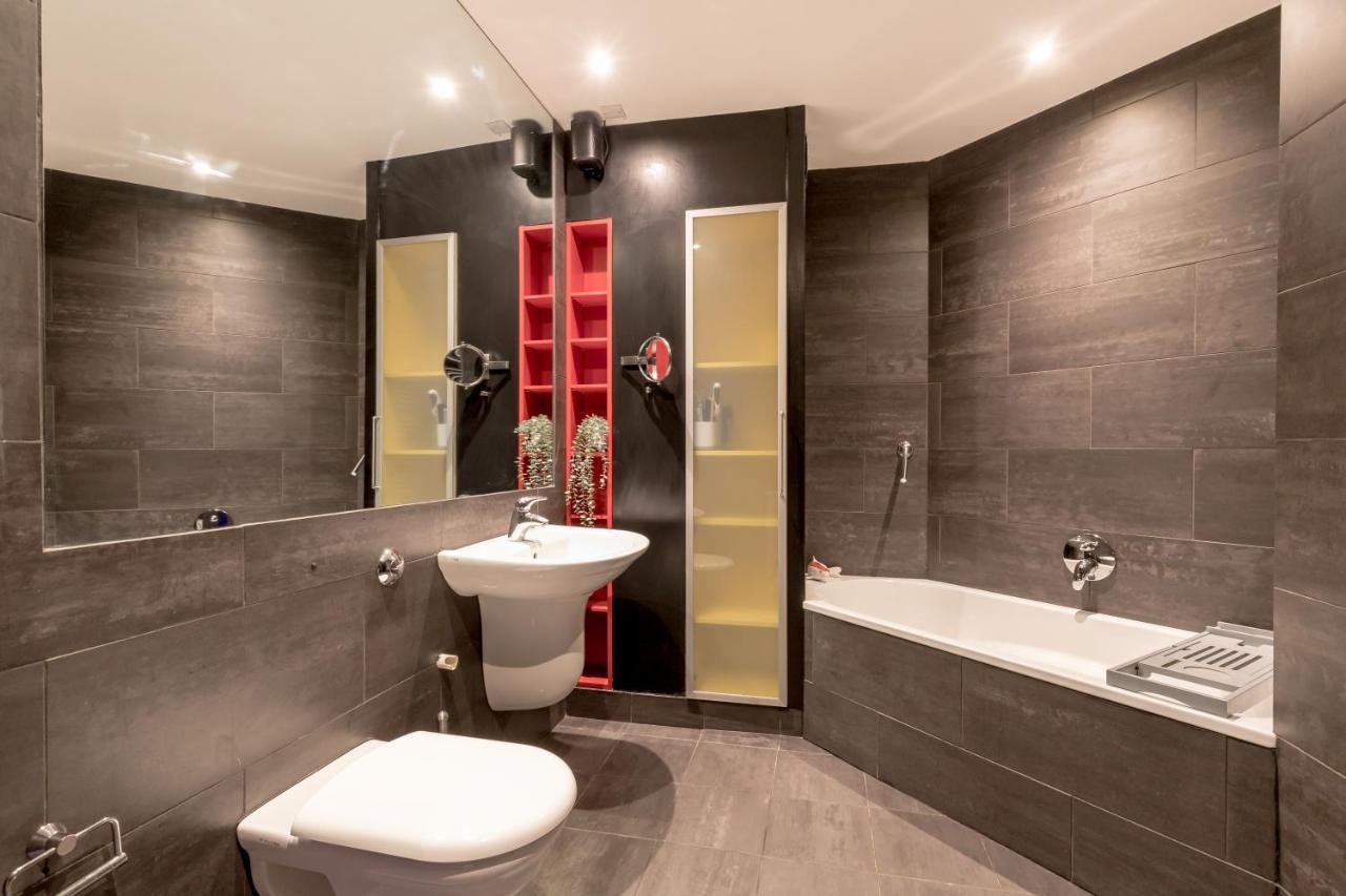 Luxury Architect Designed 13 Mins To Royal Mile Holiday home *