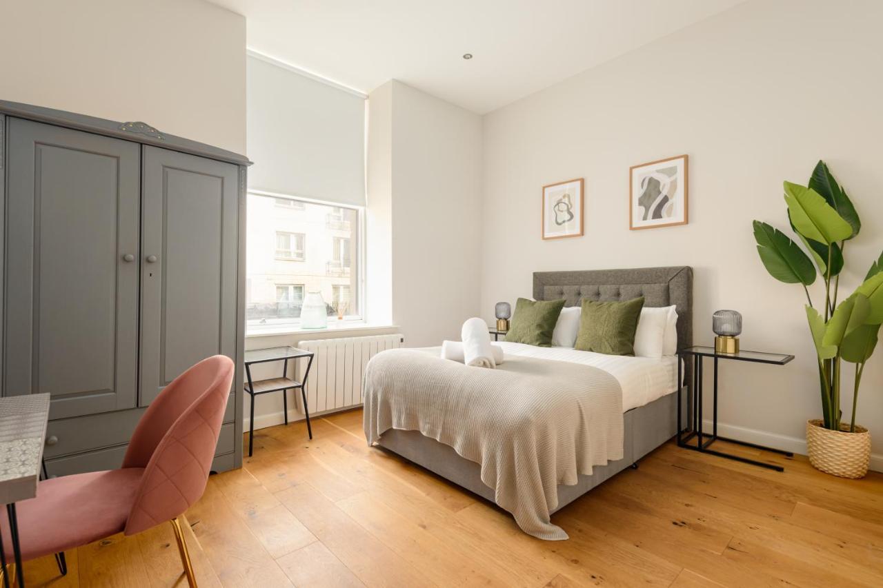 Apartment Spacious And Bright 2Bdr 2Ba Apartment EDI