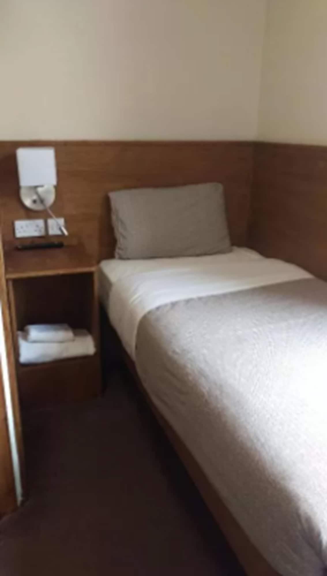 Cambridge House Guest house Edinburgh