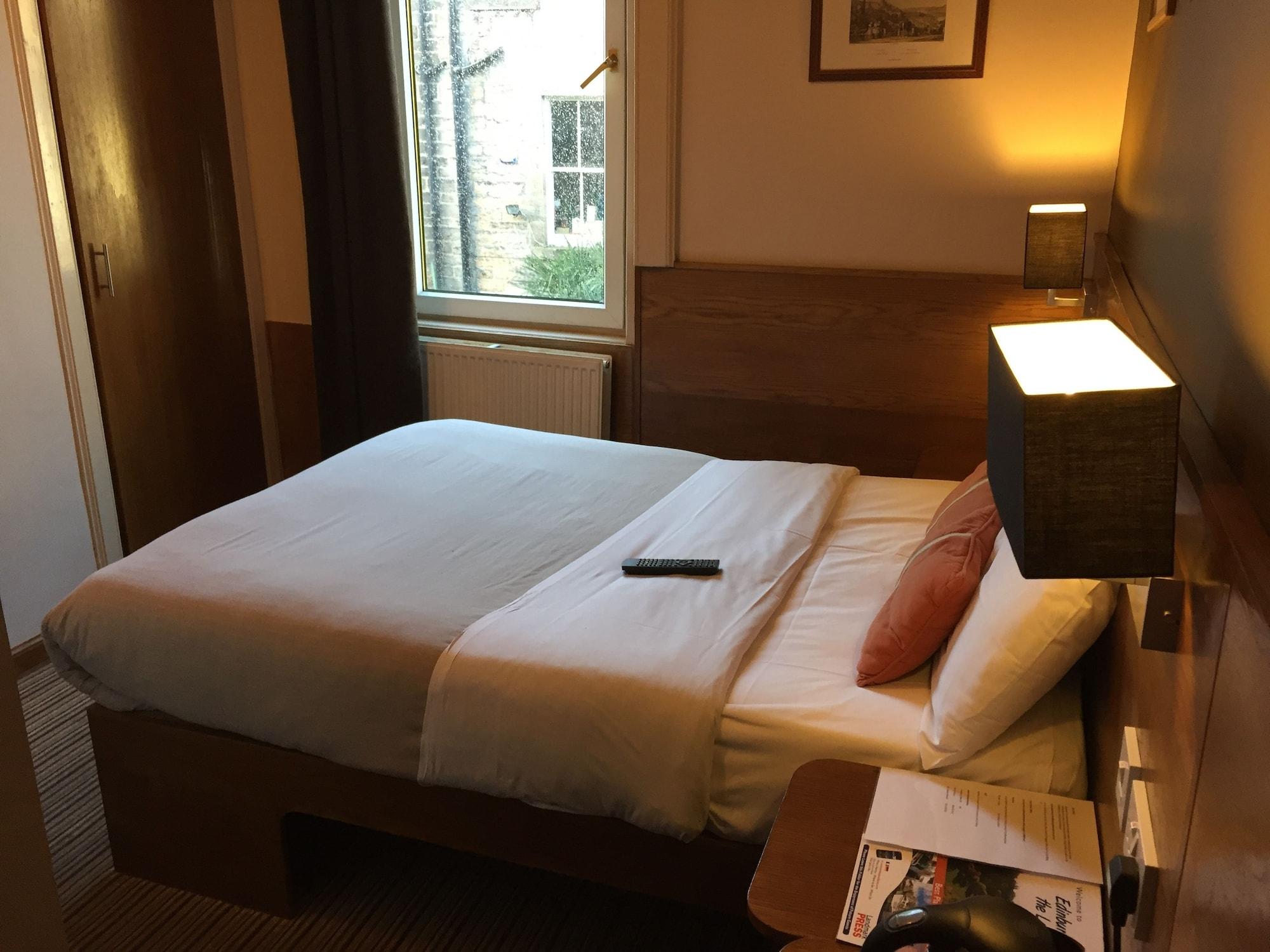 Leith House 3*
