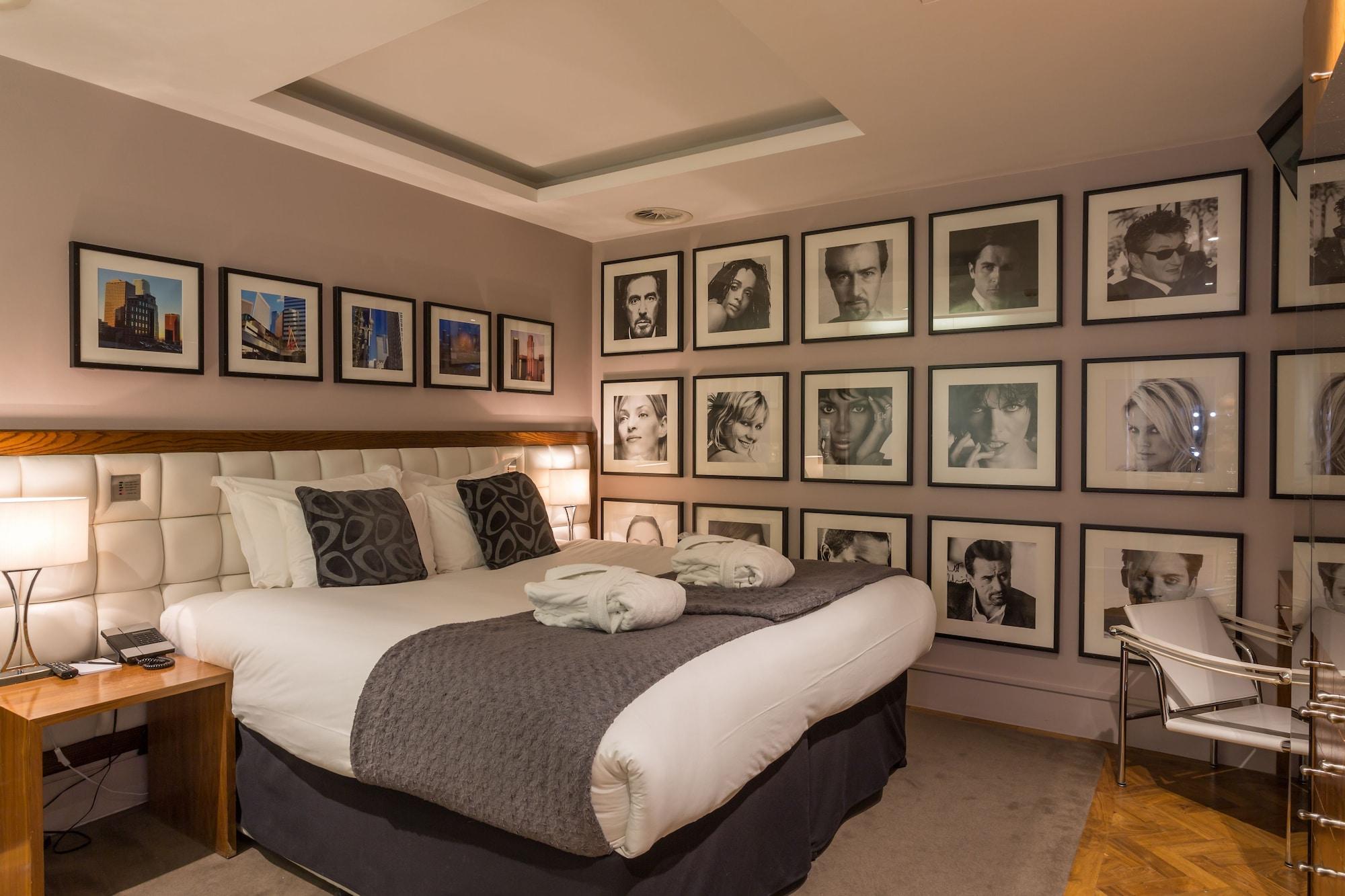 Le Monde Hotel 4*
