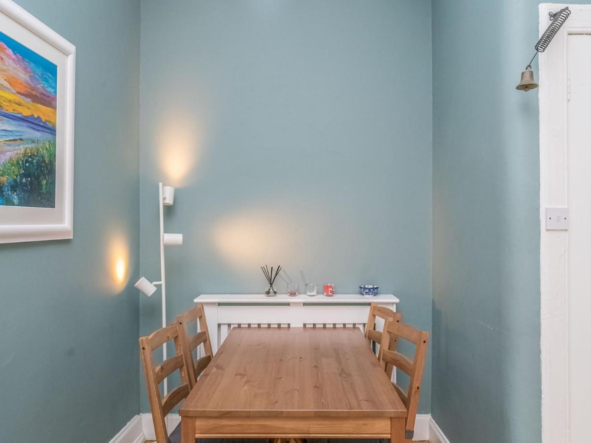 Pass The Keys Stunning And Modern 1 Bed Flat Near Centre Apartment *