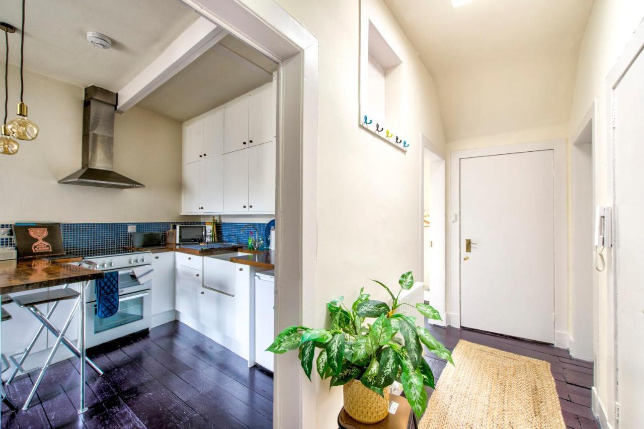 Guestready - Vibrant Attic Apt In Lovely Leith