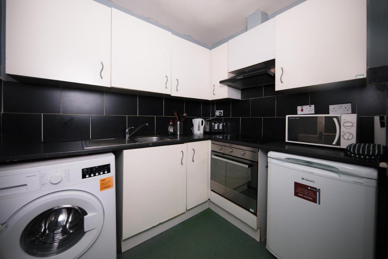 Super Central 4Bedroom Apartment At The Meadows Apartment *