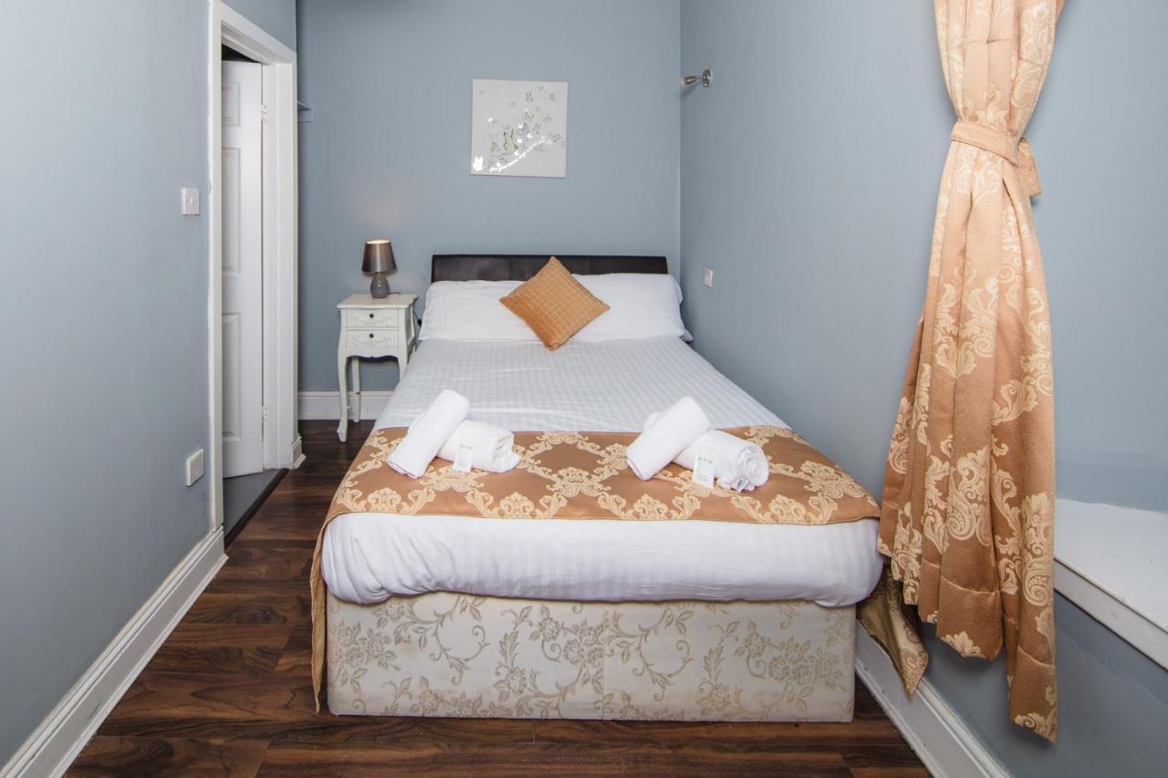 Apartment Super Central 4Bedroom Apartment At The Meadows *