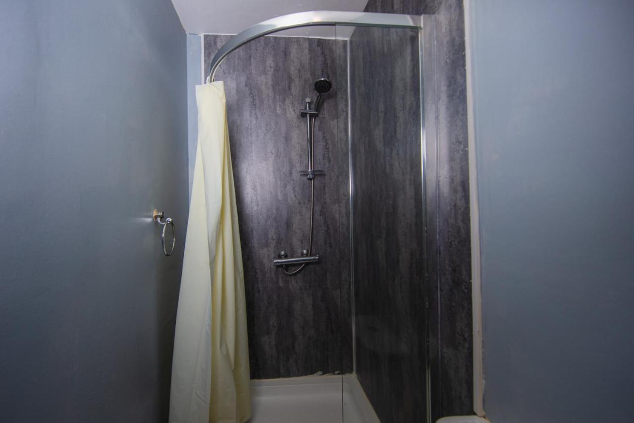 Super Central 4Bedroom Apartment At The Meadows *