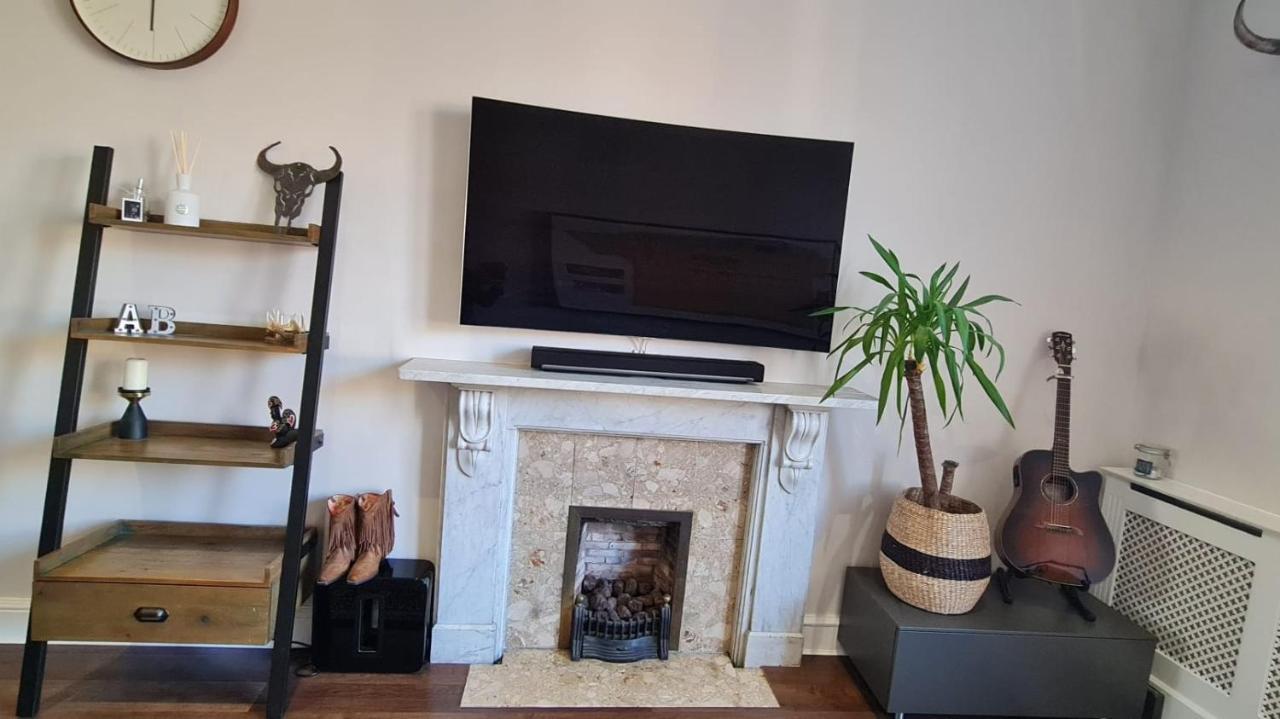 Apartment Stunning 2 Bedroom Georgian