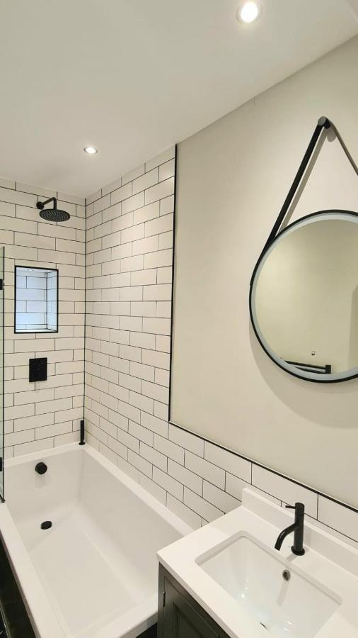 Apartment Stunning 2 Bedroom Georgian *