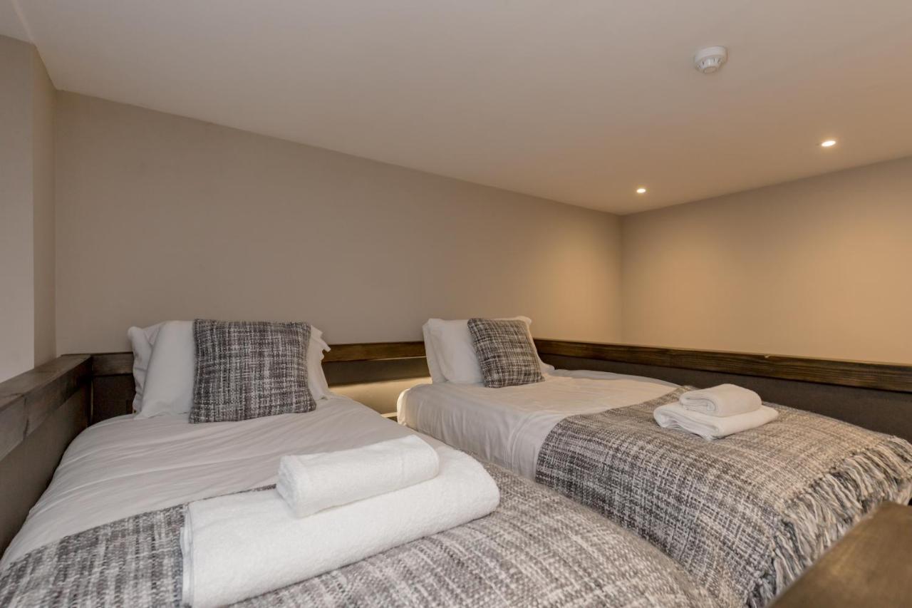 Bohemian Luxury In The Heart Edinburghs Leith District *