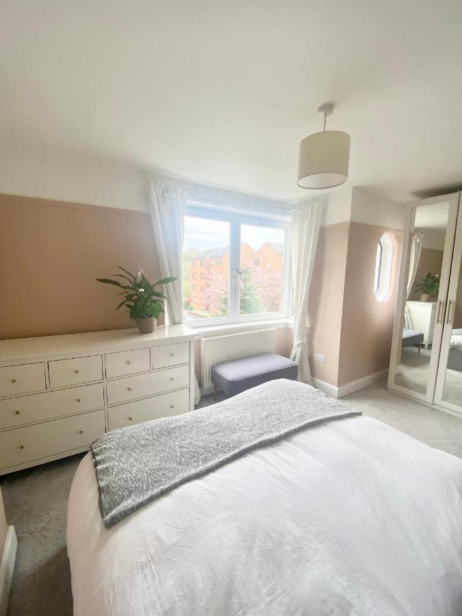 Sunny, Stylish 2-bed In Morningside * Edinburgh