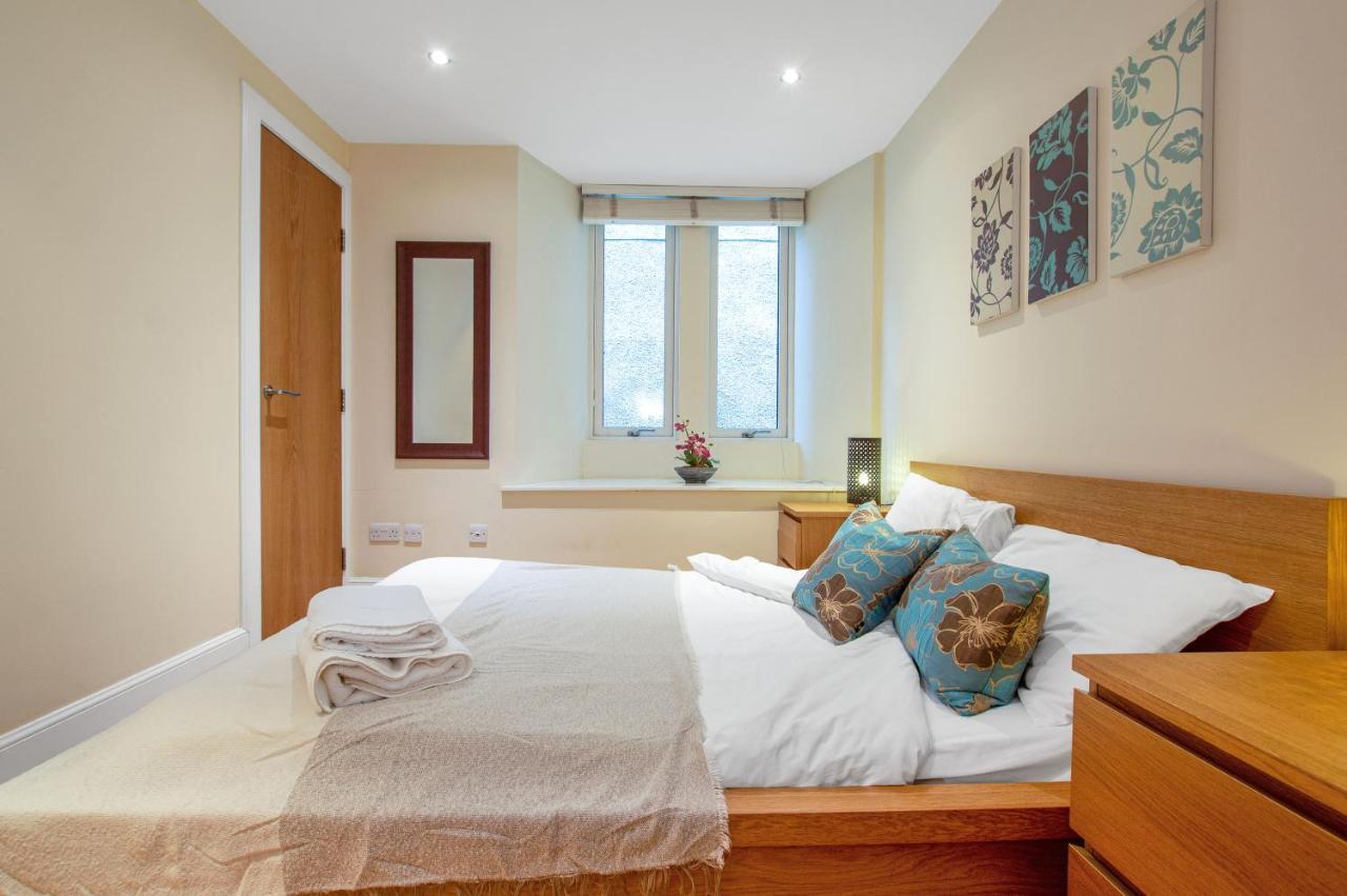 Apartment Stylish & Modern 2 Bedroom Ground Floor Close To Centre In Stunning Converted Church - Near Haymarket Train Station - Sleeps Up To 5 Guests *