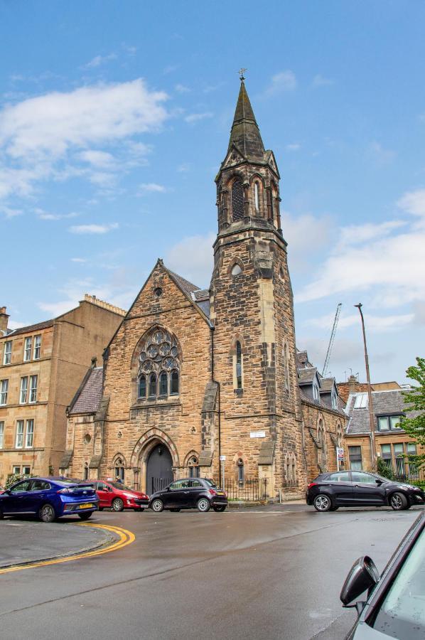 Apartment Stylish & Modern 2 Bedroom Ground Floor Close To Centre In Stunning Converted Church - Near Haymarket Train Station - Sleeps Up To 5 Guests EDI