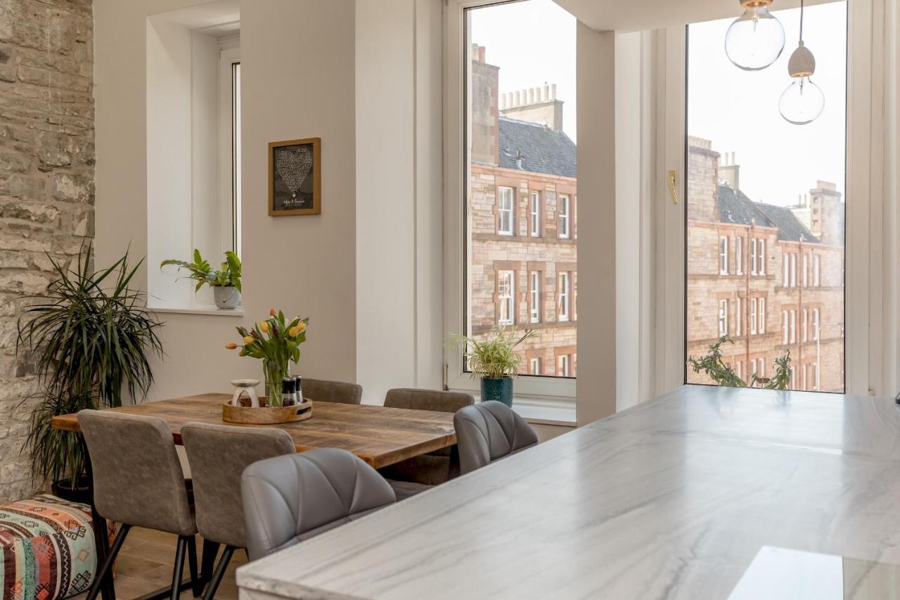 Pass The Keys Stunning 3 Bed Loft Style With Free Parking Apartment *