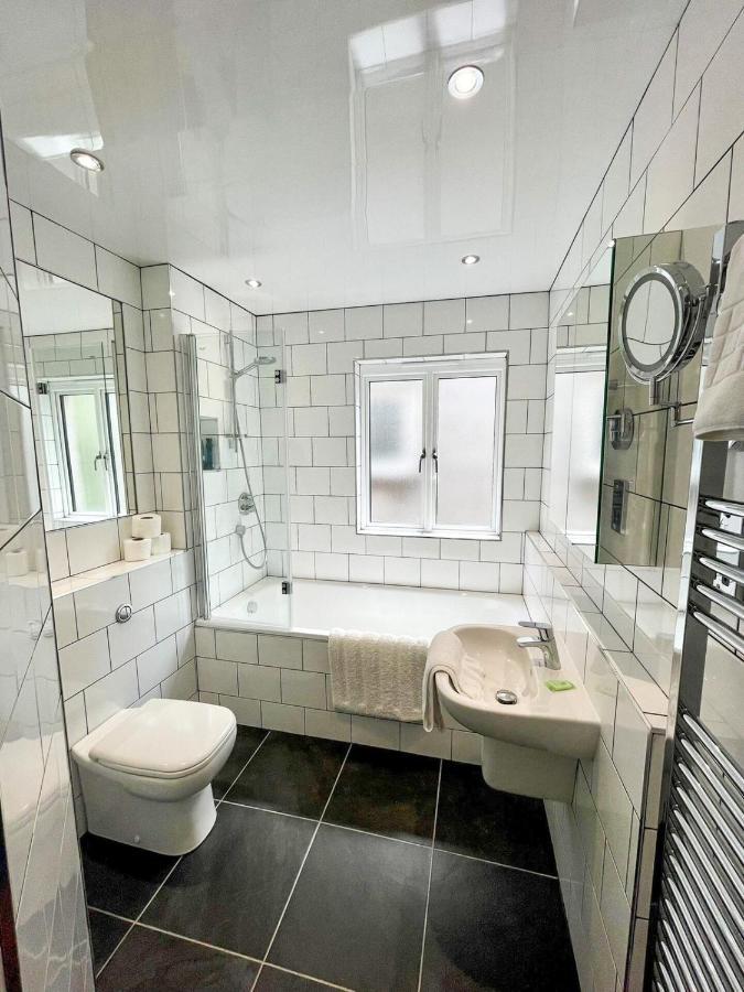 Holiday home Suburban Bliss In Desirable Trinity, Free Parking Edinburgh