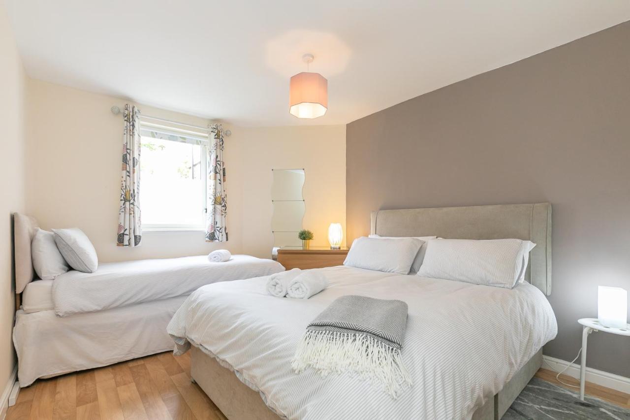 Dicksonfield Quiet Central Family Apartment With Parking Apartment *