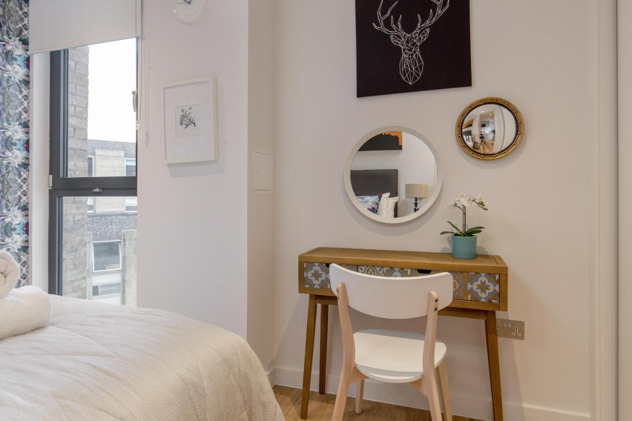 Apartment Sophisticated Studio For 2 W/ Edin Castle Views *