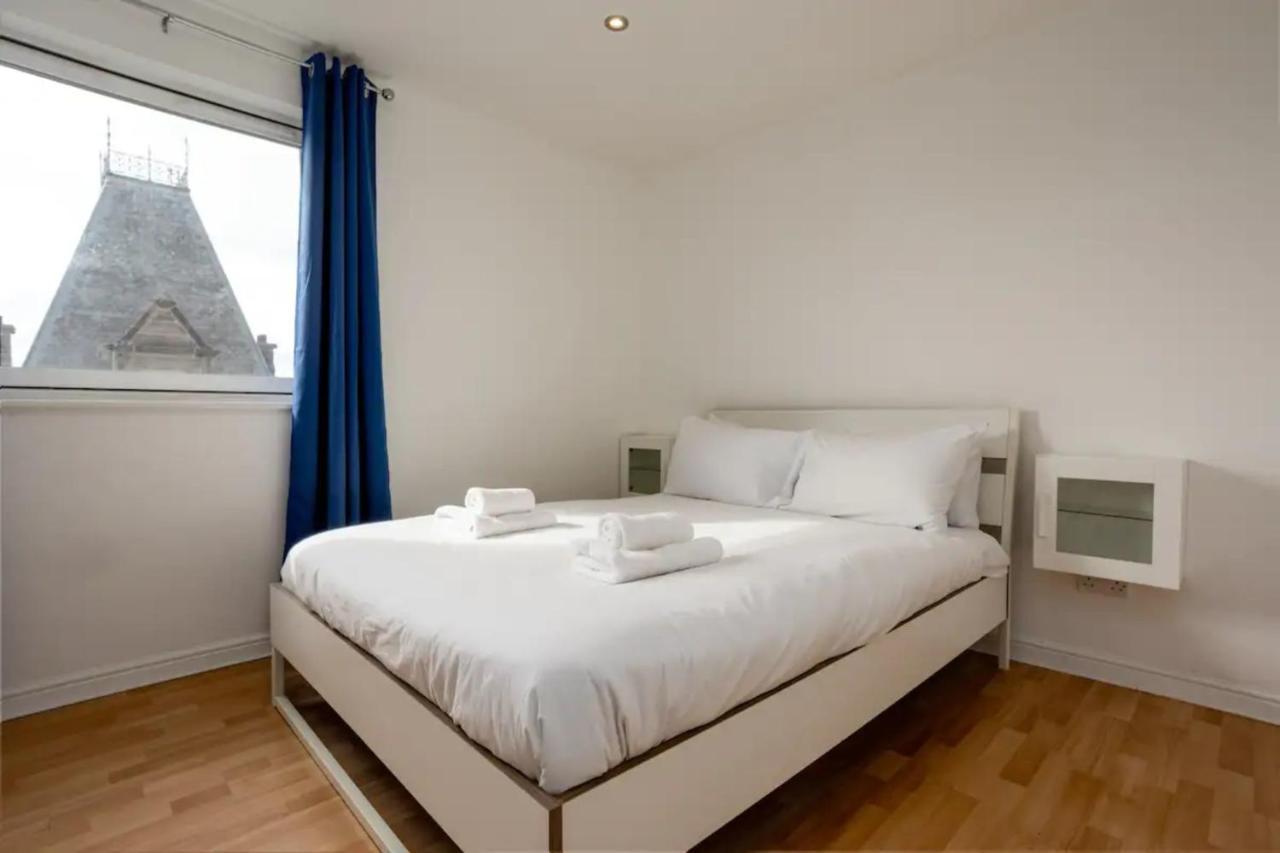 Stylish 2 Bedroom Near The Centre *