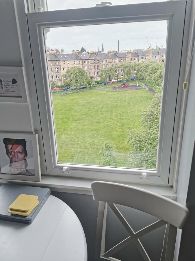 Apartment 2 Bedroom With Park View