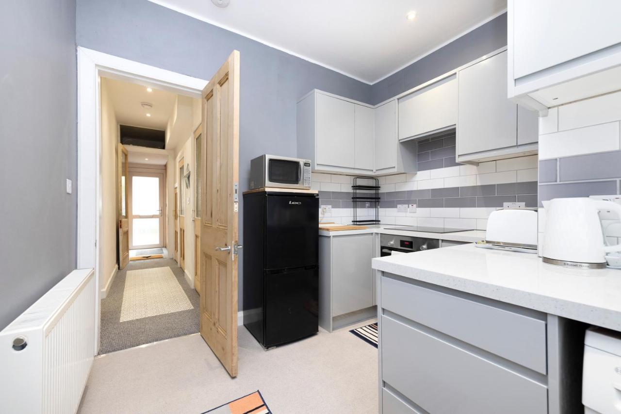 Joivy Charming Near Leith Links With Patio EDI