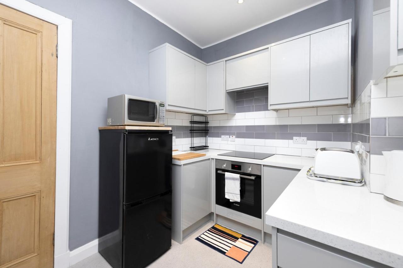 Joivy Charming Near Leith Links With Patio EDI