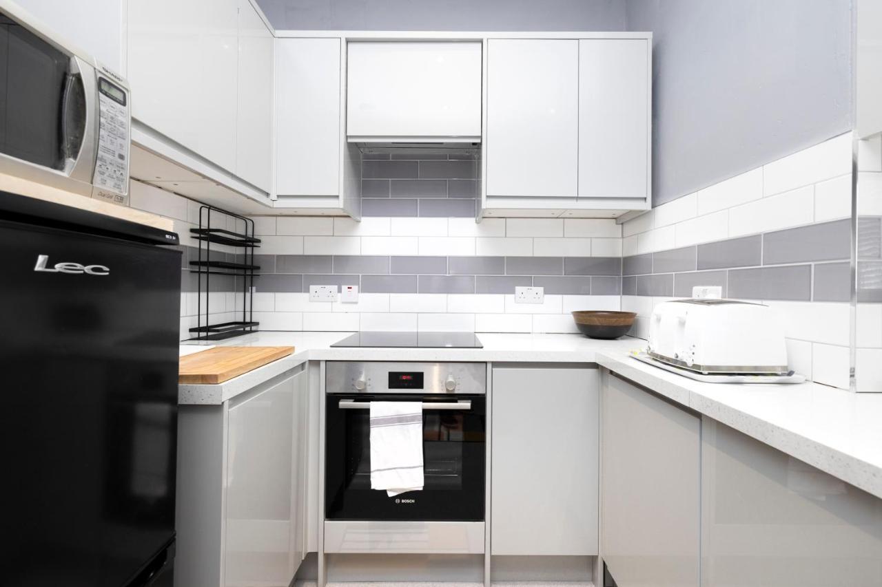 Joivy Charming Near Leith Links With Patio *