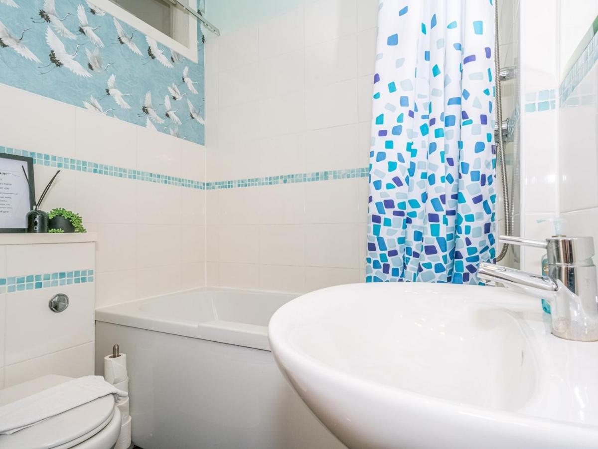 Pass The Keys Superb 1 Bed Flat In Traditional Victorian Building Edinburgh