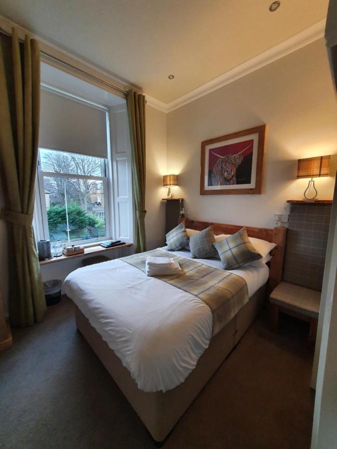18 Craigmillar Park