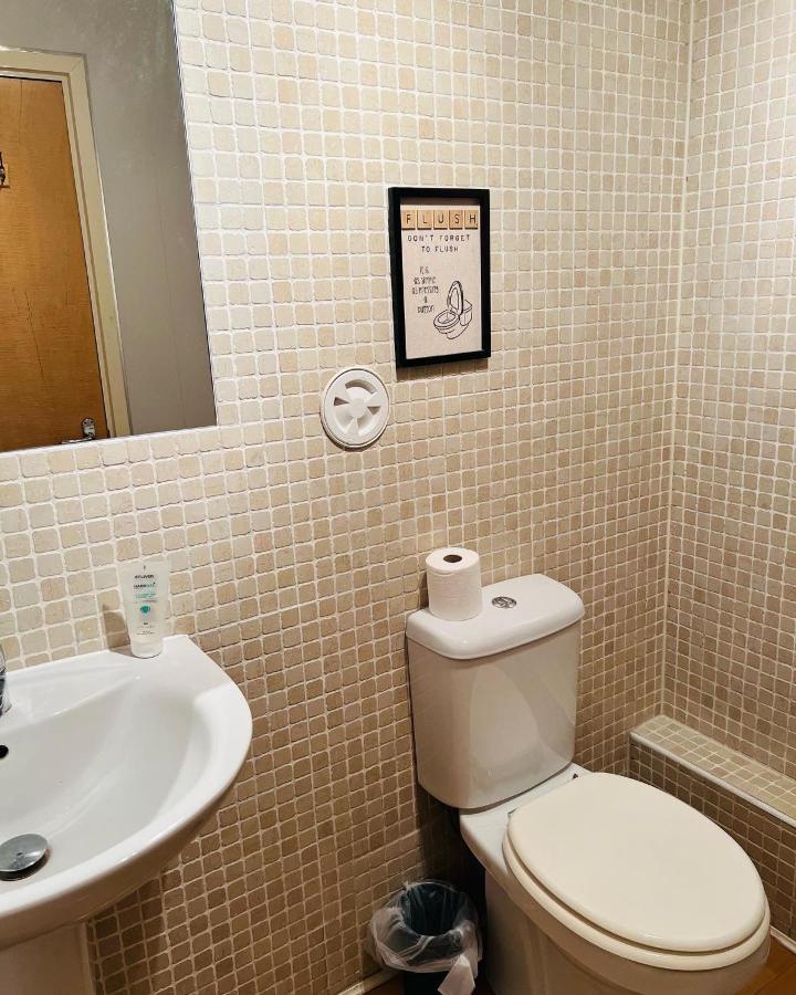 Modern 2bed 2bath Ground Floor EDI
