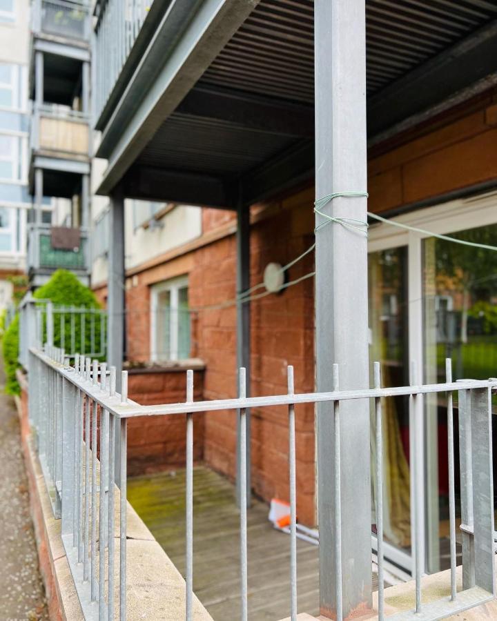 Modern 2bed 2bath Ground Floor *