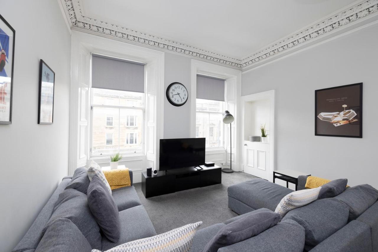 Joivy Splendid 4-bed Flat Near The Castle Apartment Edinburgh