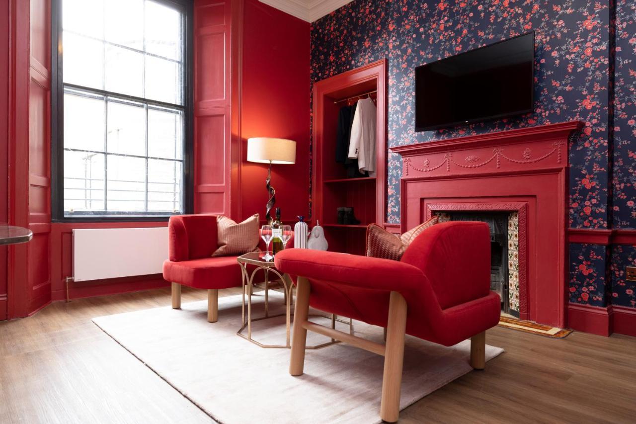 30 Castle Street Deluxe Aparthotel
