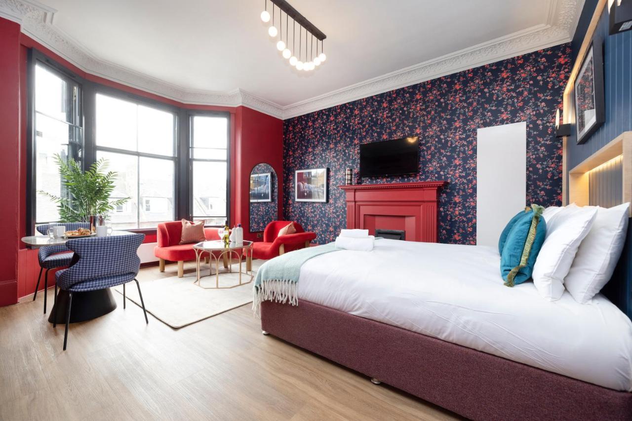 30 Castle Street Deluxe Aparthotel
