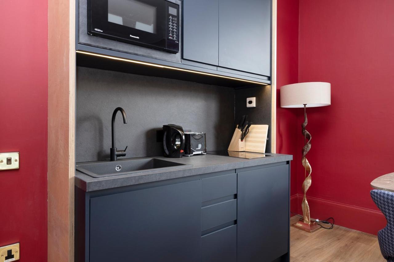 30 Castle Street Deluxe Aparthotel