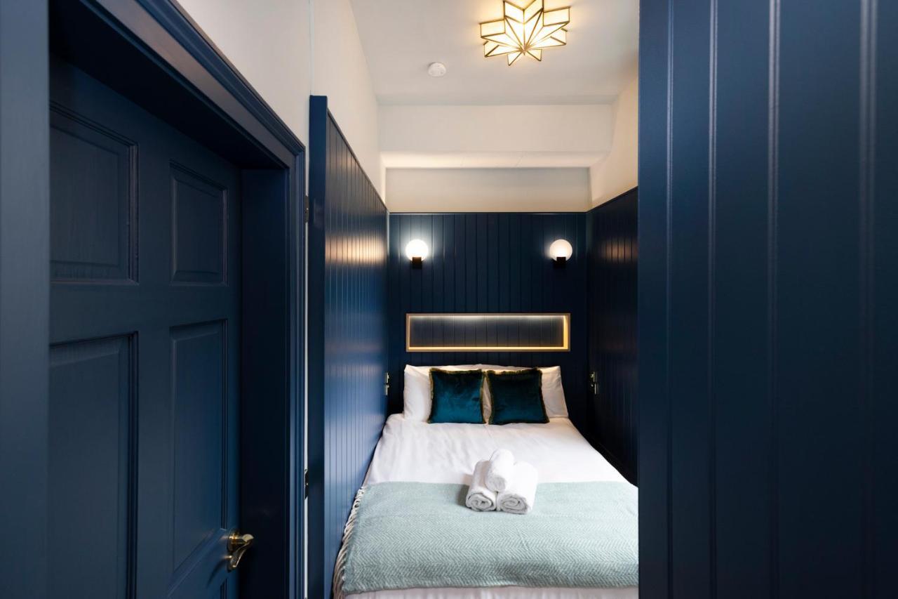 30 Castle Street Deluxe Aparthotel