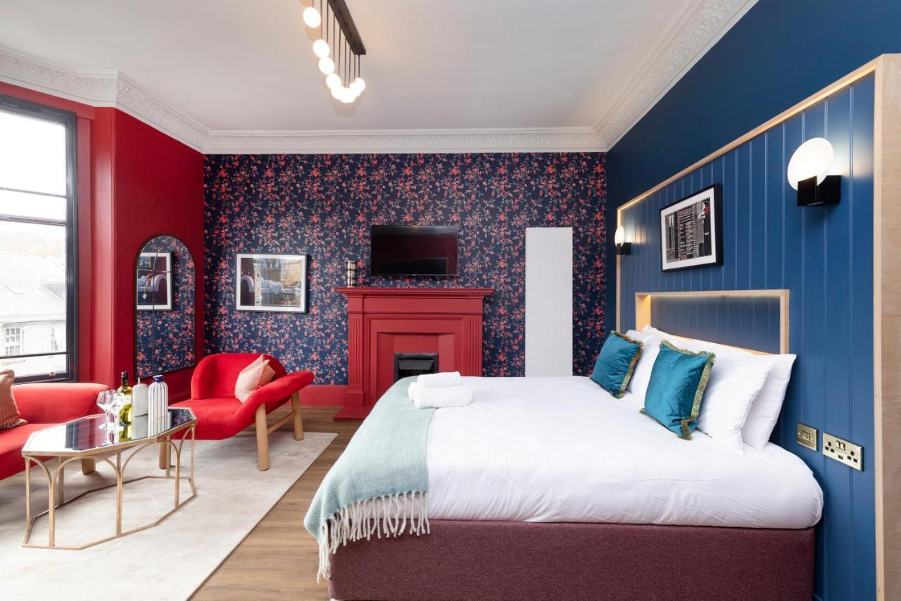 30 Castle Street Deluxe