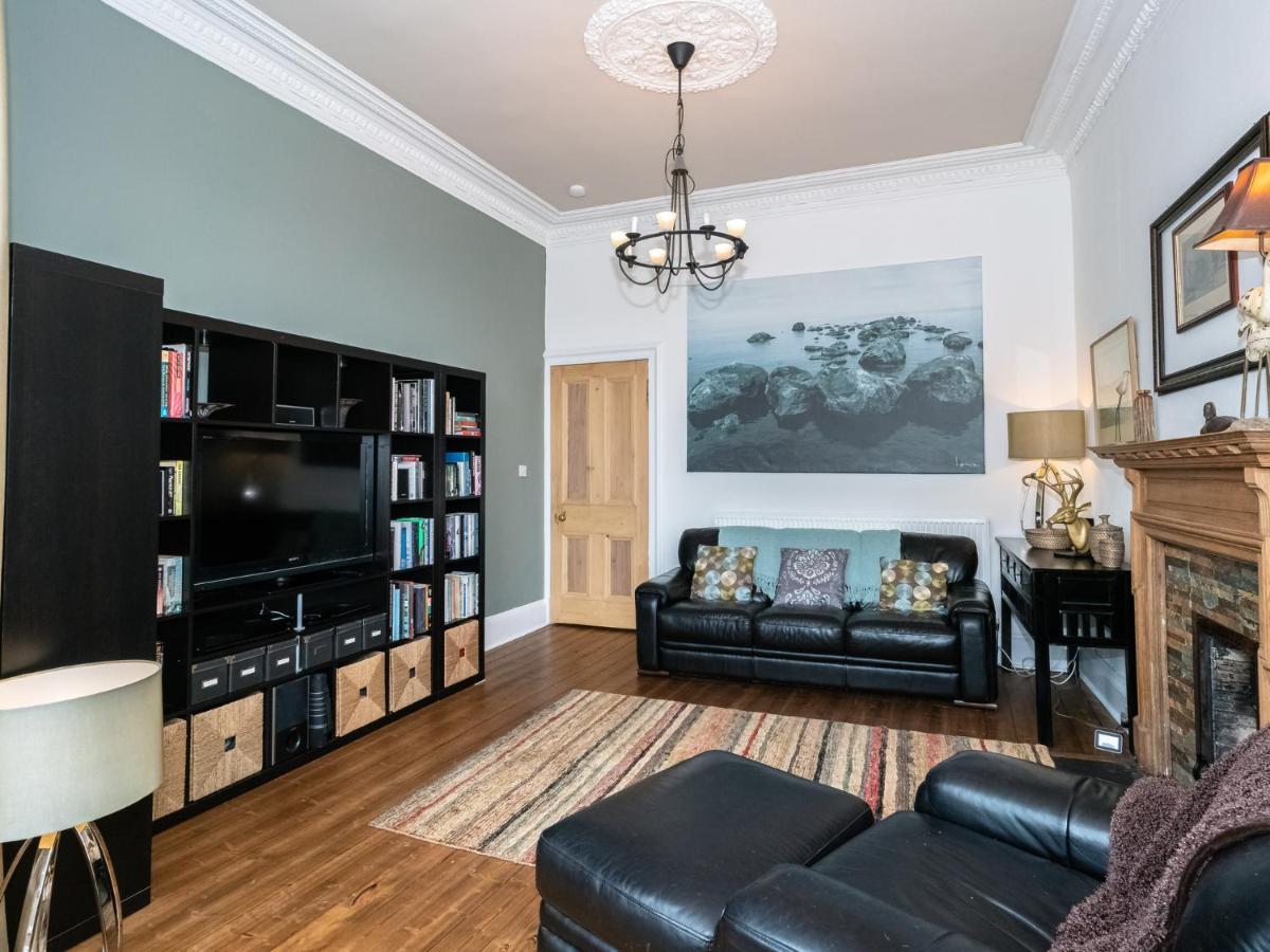 Apartment Pass The Keys Quiet 2beds Flat With High Ceilings And Great Views *
