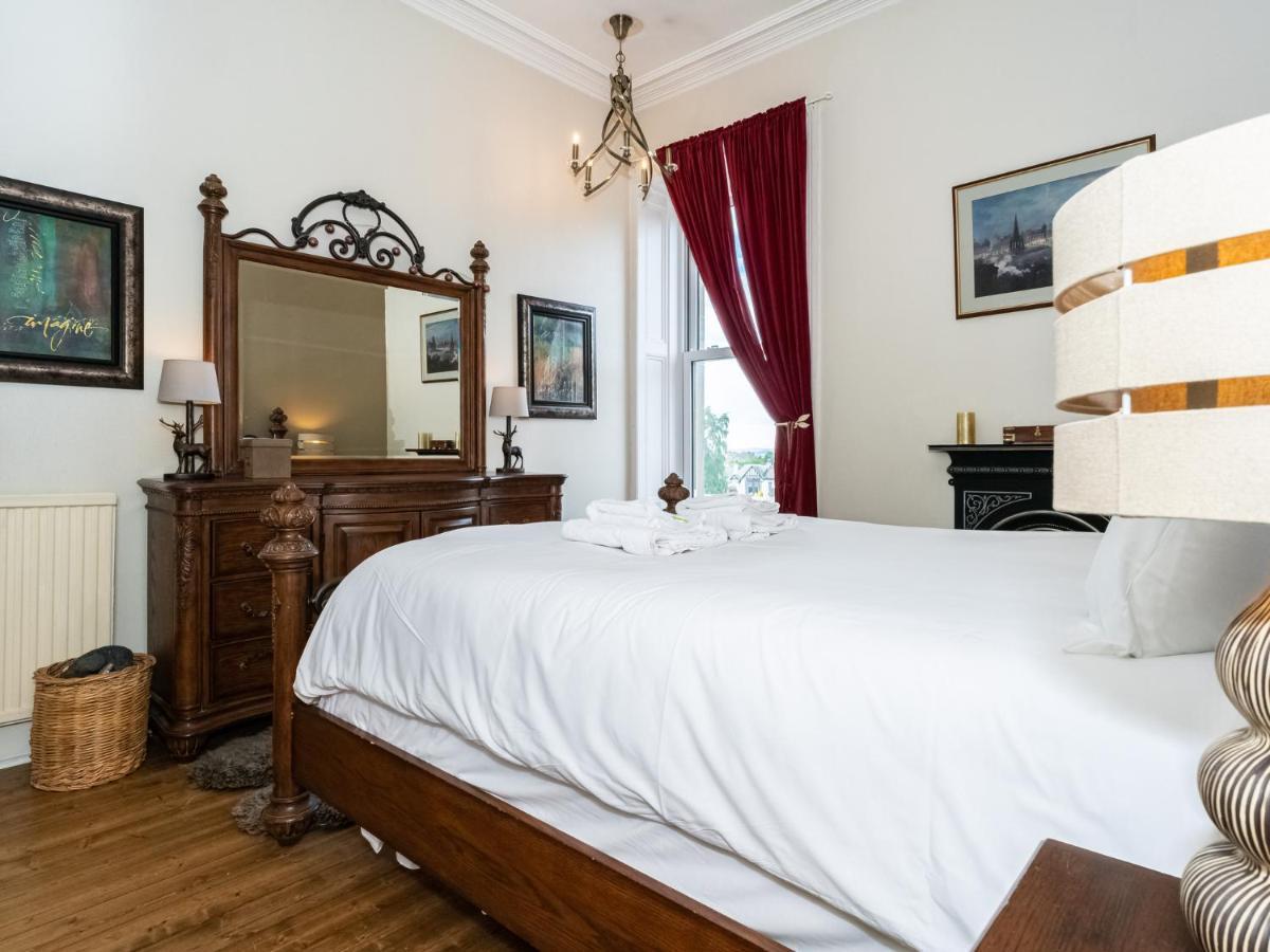 Pass The Keys Quiet 2beds Flat With High Ceilings And Great Views Edinburgh