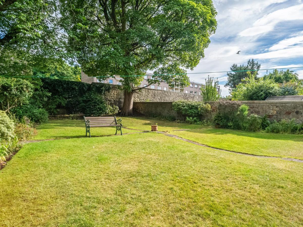 Apartment Pass The Keys Quiet 2beds Flat With High Ceilings And Great Views