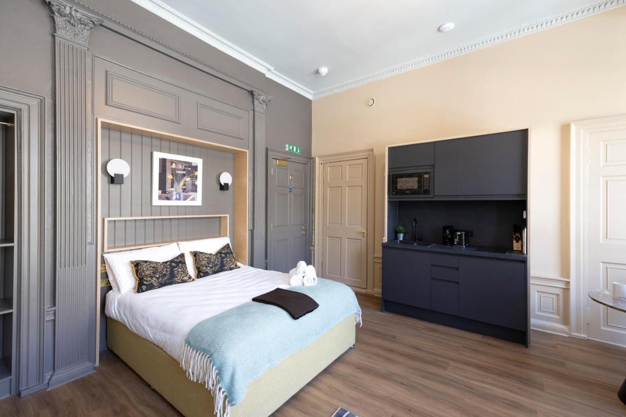 30 Castle Street Deluxe Aparthotel *