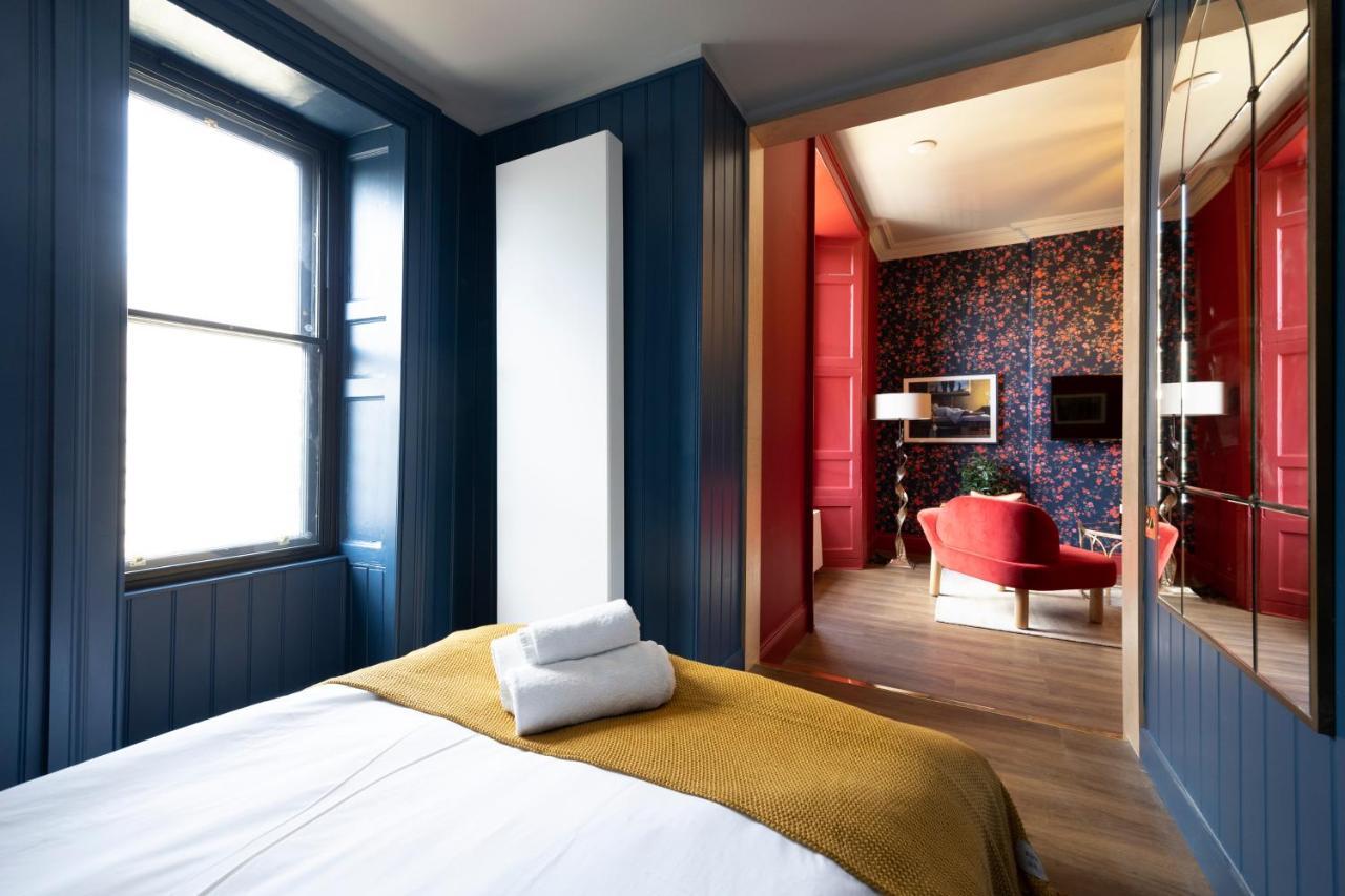30 Castle Street Deluxe Aparthotel