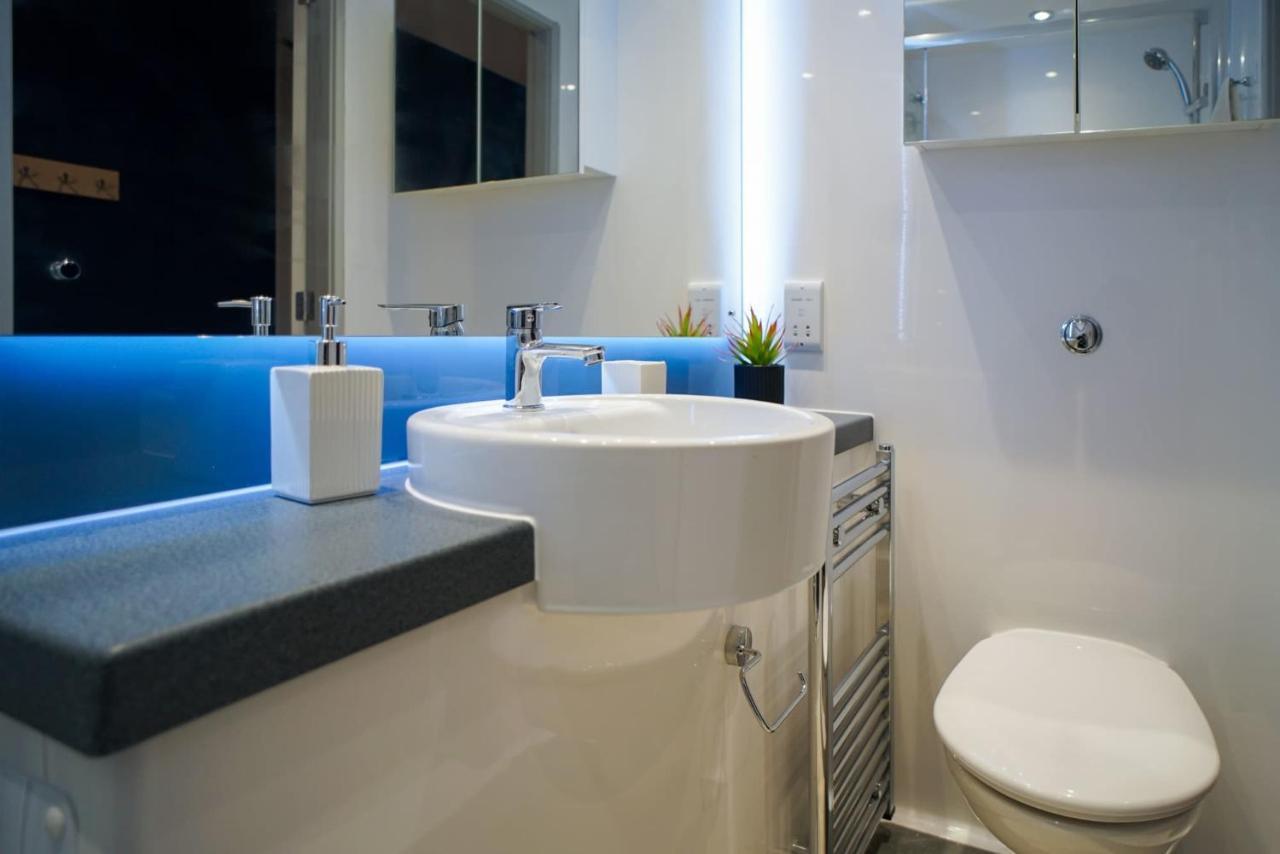 Straits Meadow In Centre Apartment Edinburgh