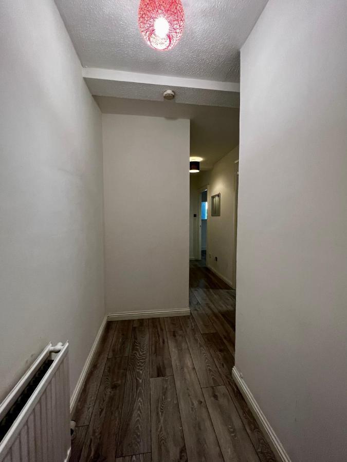 Lovely 2 Bedroom - Centre *
