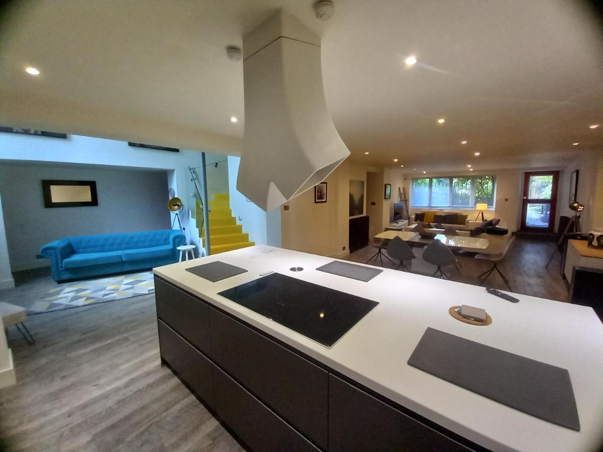 Luxury Architect Designed 13 Mins To Royal Mile Holiday home
