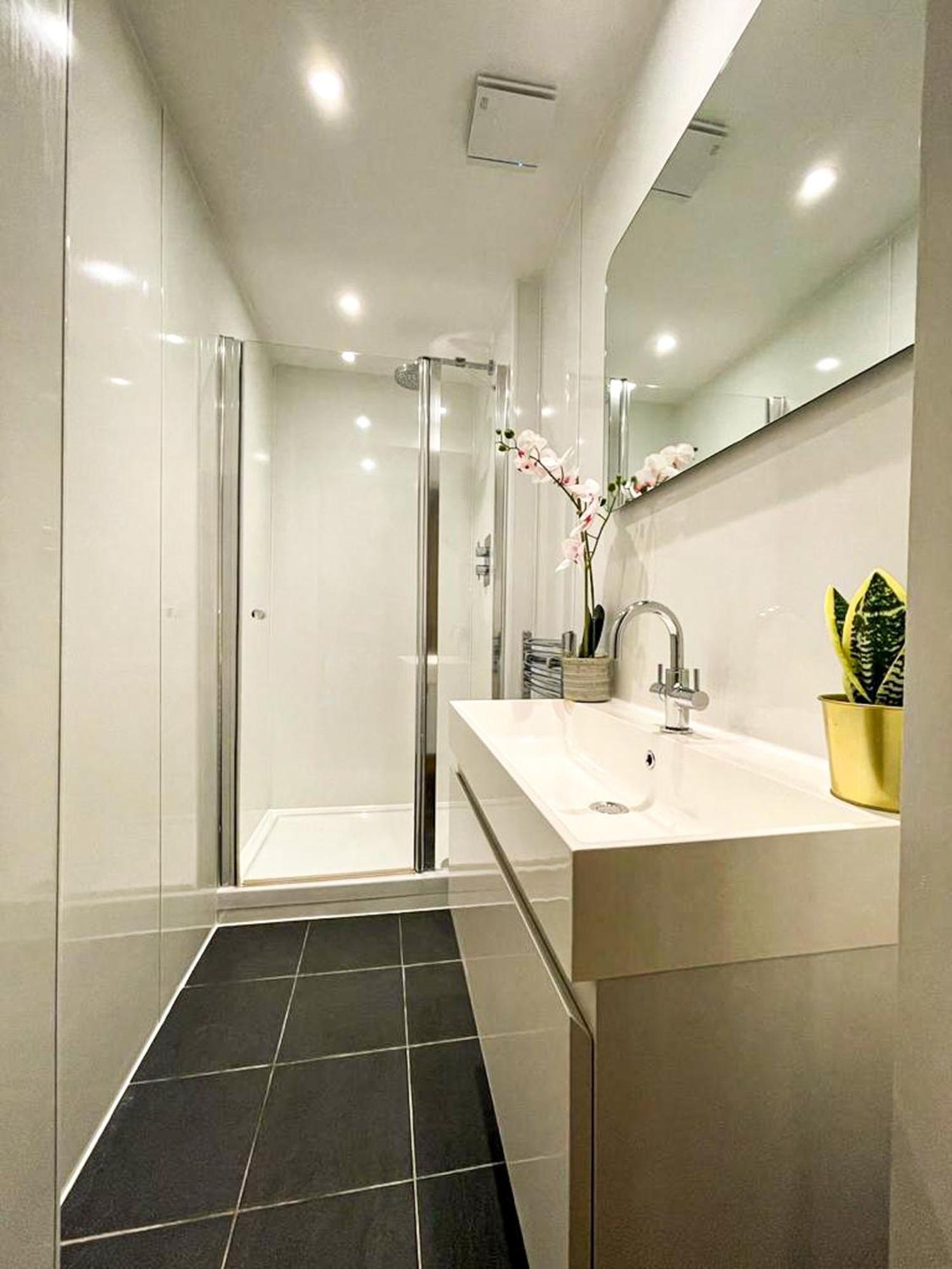 Apartment Desirable 2 Bed Near Castle EDI
