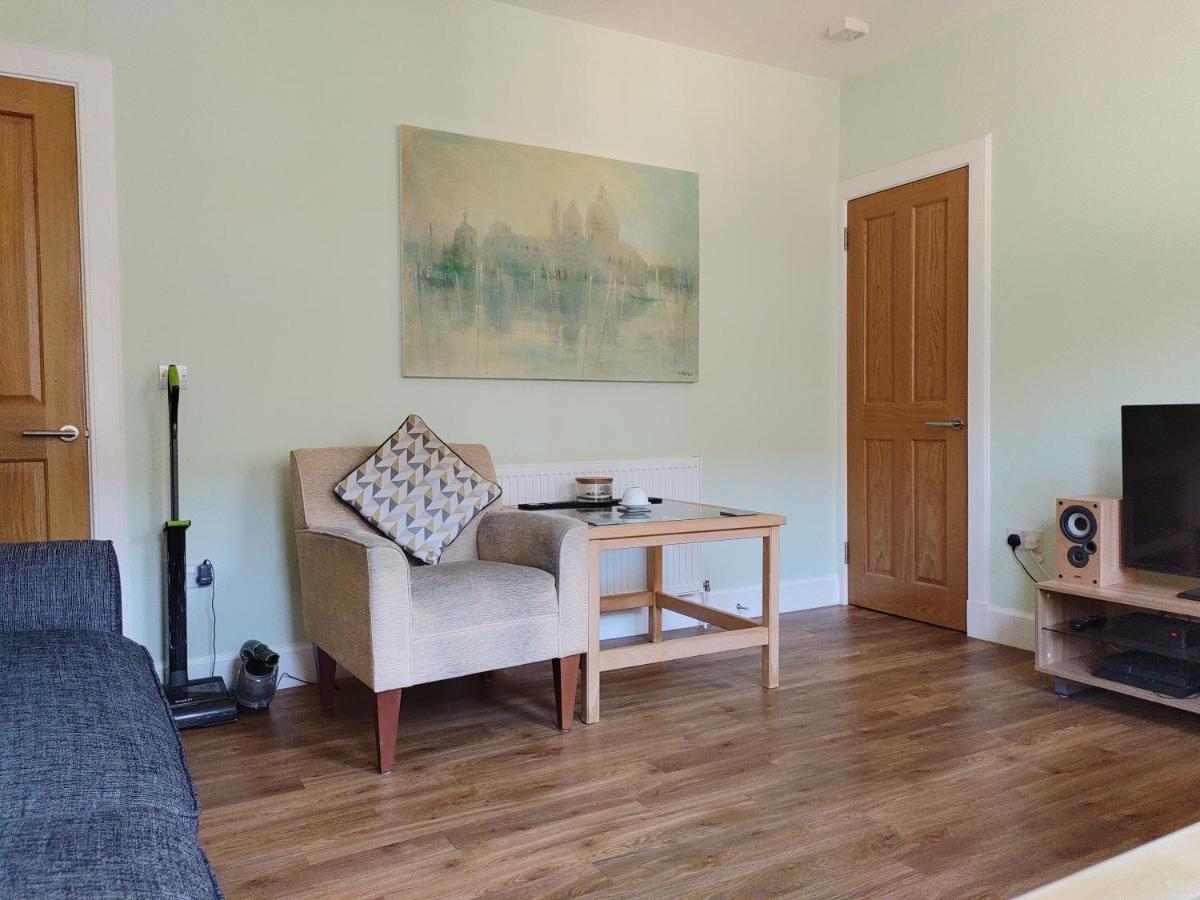 The Amazing Iona Street - 2 Bedroom Free Parking
