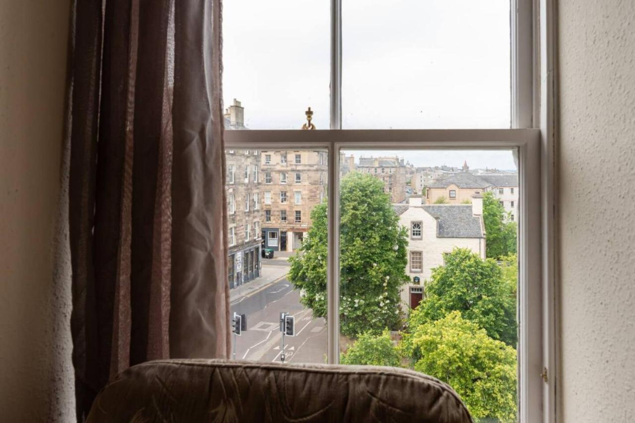 Cosy 2 Bedroom In Old Town Edinburgh