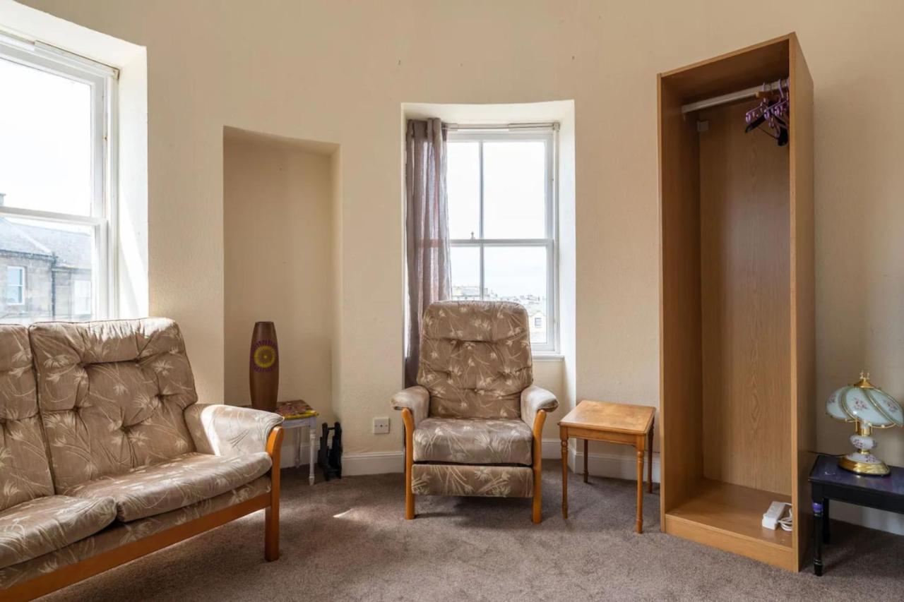 Cosy 2 Bedroom In Old Town * Edinburgh